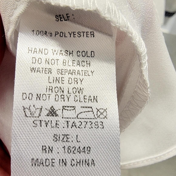 Fashion Nova White Top Blouse Houndstooth Embellished - Picture 7 of 8